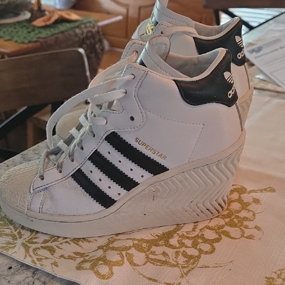 Adidas White Wedge Platform Sneakers with Black Stripes and Gold Logo - Picture 2 of 3